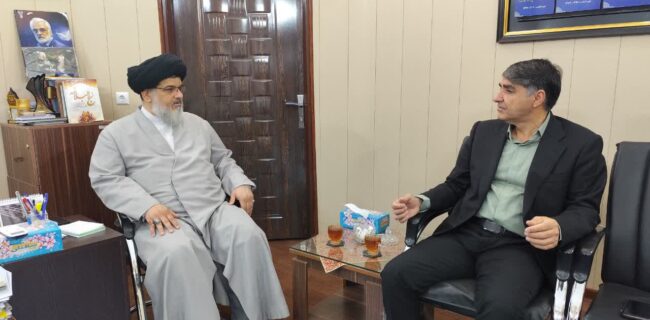 نشست راهبردی فرماندار بافق با امام جمعه برای ارتقای خدمات شهری