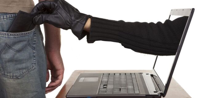 انهدام بزرگترین باند کلاهبرداری کشور در یزد انهدام بزرگترین باند کلاهبرداری کشور در یزد