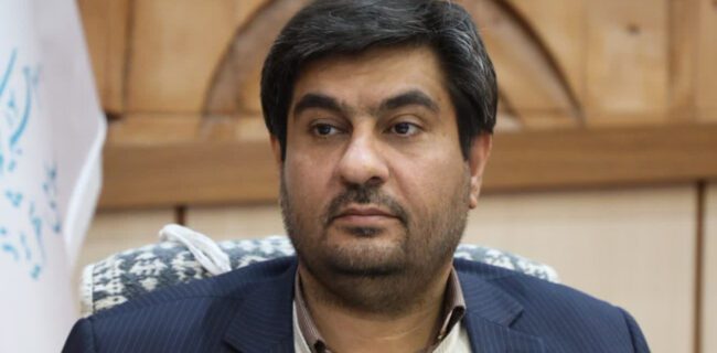 اولین تاکسیهای برقی اینترنتی وارد یزد میشوند اولین تاکسیهای برقی اینترنتی وارد یزد میشوند