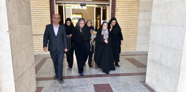 معاون توسعه ورزش بانوان وزارت ورزش و جوانان وارد یزد شد