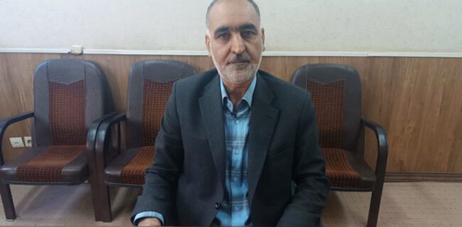 برگزاری جلسه نقد و مباحثه با موضوع اثربخشی تدریس با جهت گیری الهی و فرهنگی در واحد یزد