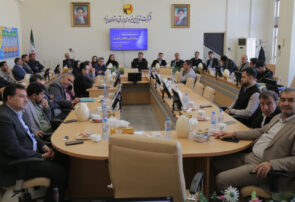 تأکید بر مدیریت هوشمند برق در یزد؛ سمینار تخصصی بهینهسازی روشنایی معابر برگزار شد