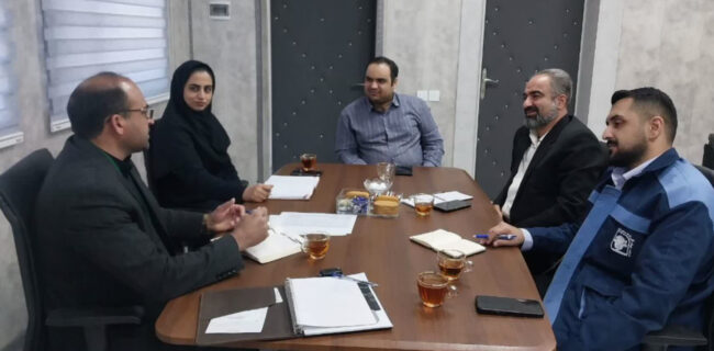 نشست هماندیشی شرکت فولاد آلیاژی با مرکز فنیوحرفهای بافق جهت توانمندسازی نیروی انسانی نشست هماندیشی شرکت فولاد آلیاژی با مرکز فنیوحرفهای بافق جهت توانمندسازی نیروی انسانی