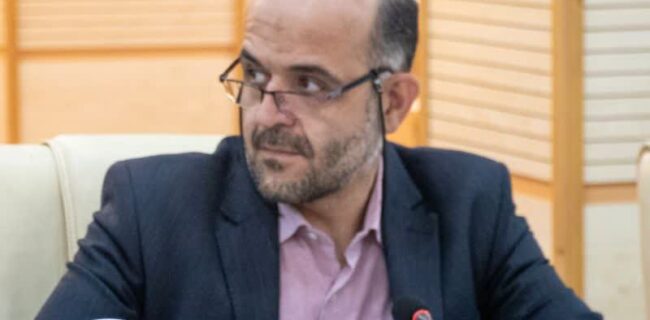 رونمایی از کارنامه فرهنگی و اجتماعی واحد یزد با کسب رتبه عالی رونمایی از کارنامه فرهنگی و اجتماعی واحد یزد با کسب رتبه عالی