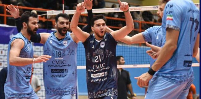 پیروزی شیرین چادرملو در رفسنجان پیروزی شیرین چادرملو در رفسنجان