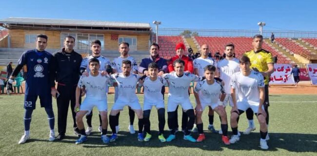 آغاز تمرینات تیم مینی فوتبال آدران یزد آغاز تمرینات تیم مینی فوتبال آدران یزد