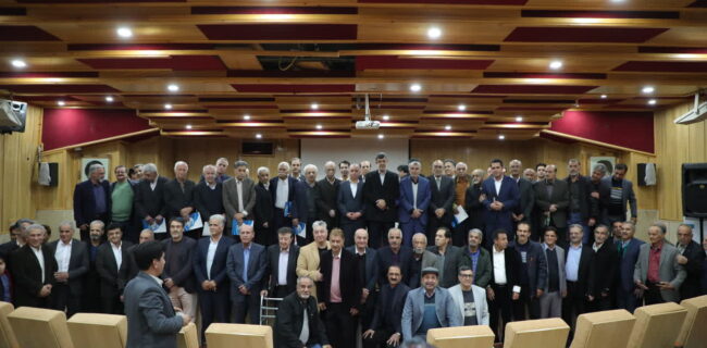 قدردانی عالیترین مقام اجرایی استان از یک عمر تلاش و افتخارآفرینی در مستطیل سبز قدردانی عالیترین مقام اجرایی استان از یک عمر تلاش و افتخارآفرینی در مستطیل سبز