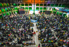 گردهمایی ۲۵۰۰ نفره سربازان کوچک صاحبالزمان(عج) و مادران تمدنساز در یزد برگزار شد