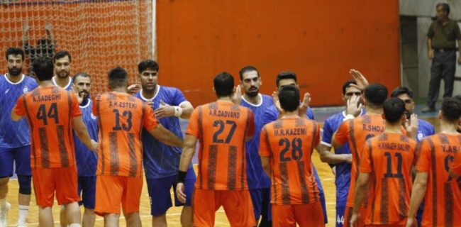 جدال مدعیان و شکست تلخ مس کرمان مقابل کازرون/ توقف سبزوار و پیشتازی سپاهان