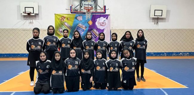 بازی دوستانه تیم بسکتبال دختران  هانتر اشکذر با تیم یزد