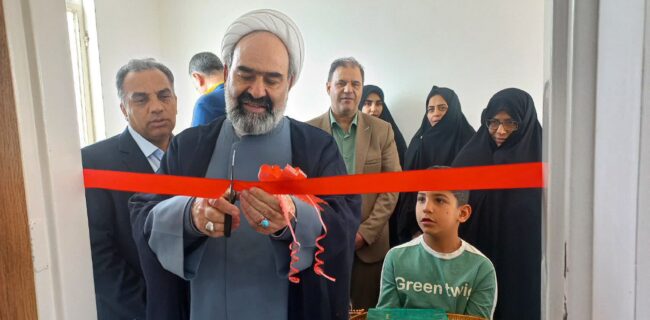 آغاز بکار انجمن خوشنویسان ایران در شهرستان اشکذر/ پشتکار یک بانوی هنرمند به ثمر نشست