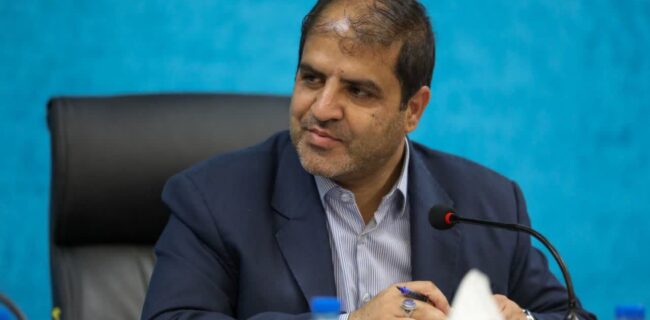 فلسفه تربیتی را تغییر دهید؛ از تصمیم‌گیری برای نسل زد به کشف مسیر توسط خودشان برسیم