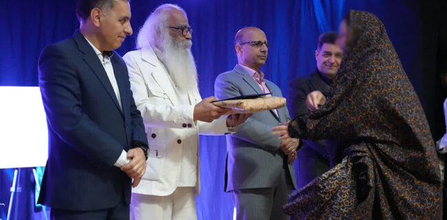 برترین های دهمین جشنواره تئاتر و چهارمین جشنواره موسیقی زندانیان استان یزد تجلیل شدند