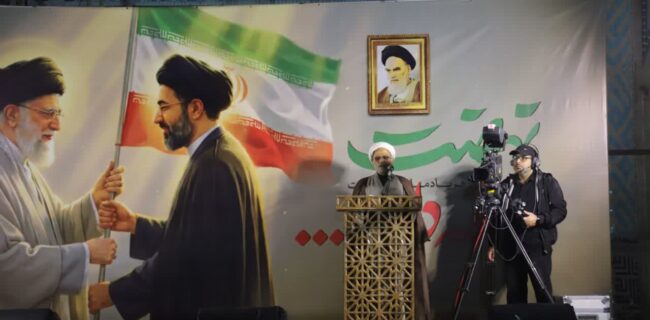 رمز موفقیت جبهه حق، توکل به خدا و حضور در میدان عمل است رمز موفقیت جبهه حق، توکل به خدا و حضور در میدان عمل است
