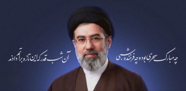 بیعت اعضای انجمن صنفی رانندگان یزد با سومین رهبر جمهوری اسلامی ایران بیعت اعضای انجمن صنفی رانندگان یزد با سومین رهبر جمهوری اسلامی ایران