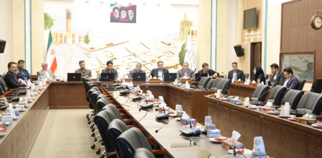 تحقق 24 همت درآمدهای عمومی استان یزد در سال ۱۴۰۴ تحقق ۲۴ همت درآمدهای عمومی استان یزد در سال ۱۴۰۴