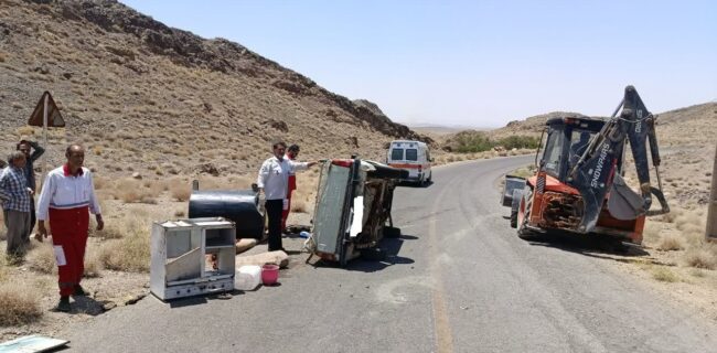 واژگونی مرگبار وانت در ورودی روستای باز تفت واژگونی مرگبار وانت در ورودی روستای باز تفت