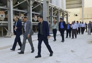 خط جدید اسپری بالمیل کاشی خیام میبد به بهره‌برداری رسید