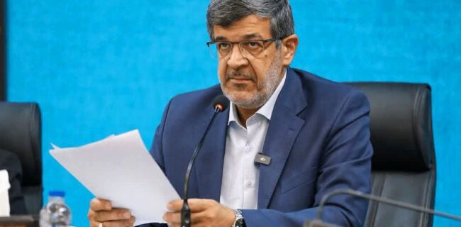 تأکید استاندار یزد بر توقف توسعه نامتوازن و حرکت به سمت توسعه پایدار تأکید استاندار یزد بر توقف توسعه نامتوازن و حرکت به سمت توسعه پایدار