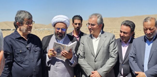 کلنگزنی ۹ نیروگاه خورشیدی ۳ مگاواتی در شهرستان خاتم کلنگزنی ۹ نیروگاه خورشیدی ۳ مگاواتی در شهرستان خاتم