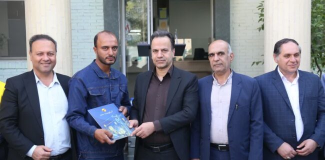 کاهش مشترکان بدون قرائت و اصلاح بیش از ۱۵ هزار چراغ در یزد کاهش مشترکان بدون قرائت و اصلاح بیش از ۱۵ هزار چراغ در یزد